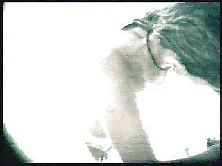 与性感的Sarah Sultry在异族场景中疯狂三人组